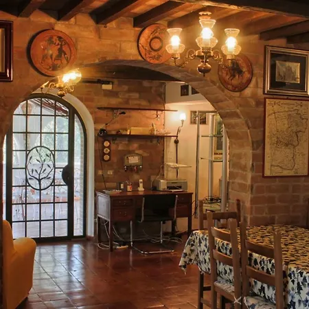 Holiday home Casolare Con Piscina Al Mare